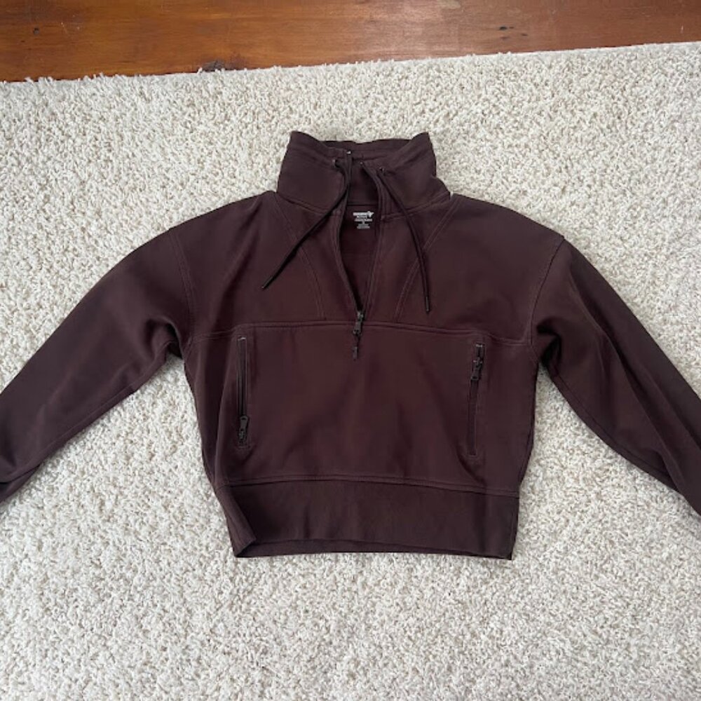 Old Navy Dynamic Fleece Half Zip sweatshirt